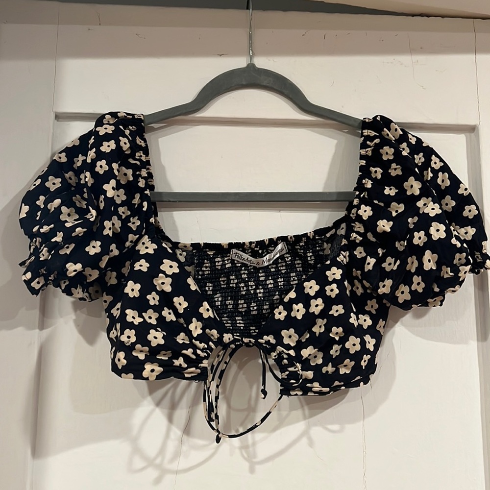 Black with white flowers, cute summer crop